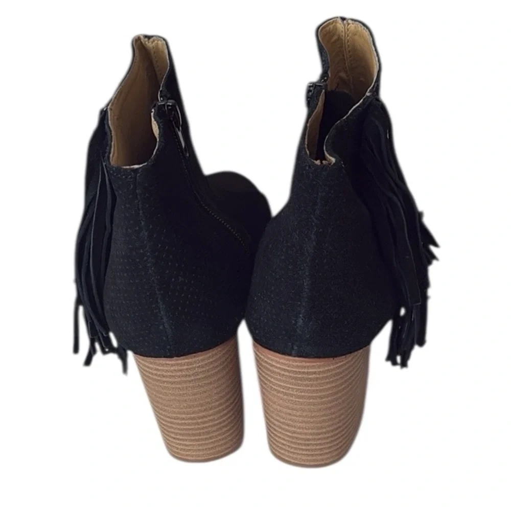 Kensie Erika Fringe Peep toe ankle boots, black leather,  side zip, 9.5